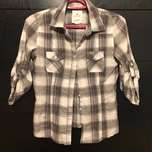 Nollie Plaid top 🗝